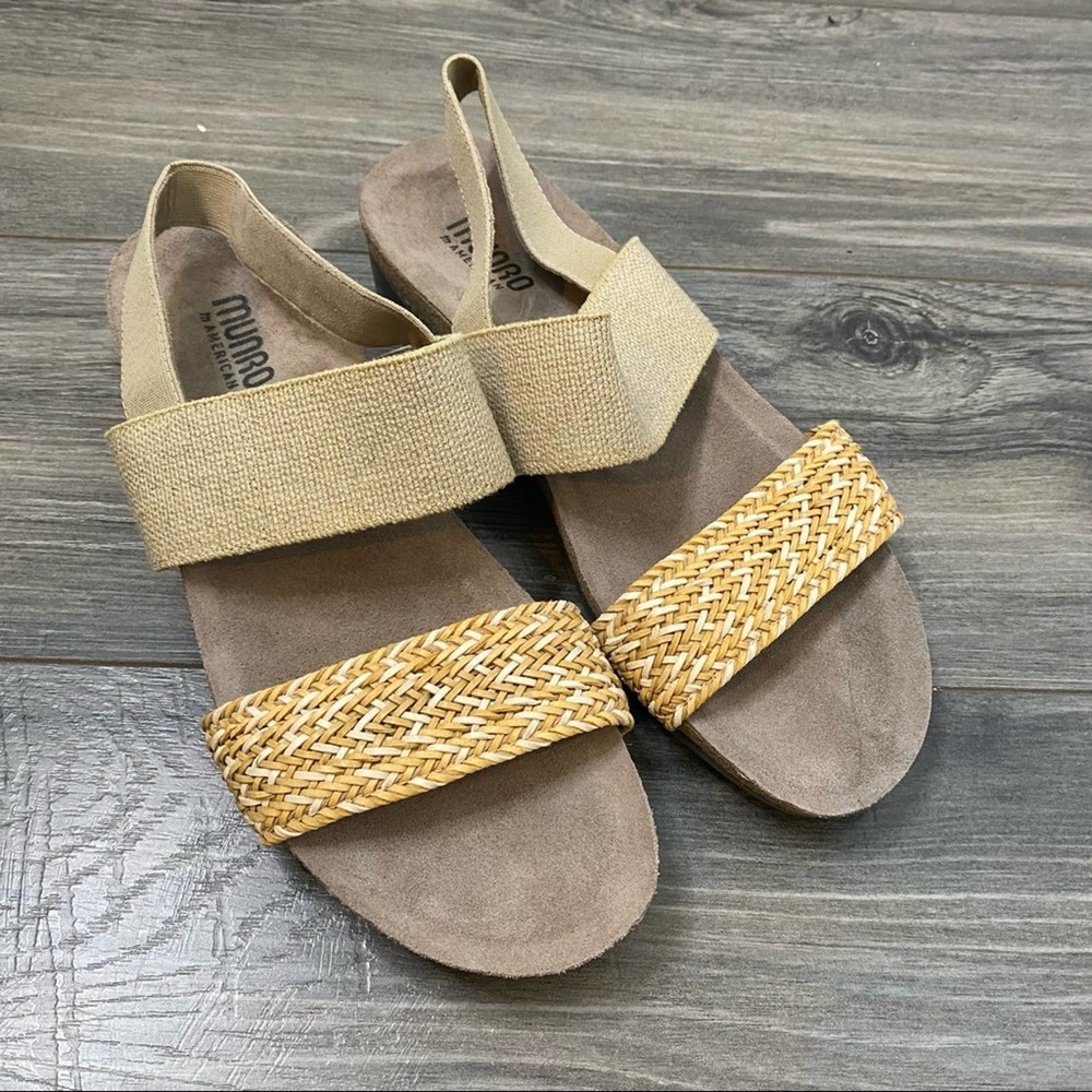 Munro tan strappy sandals size 8.5